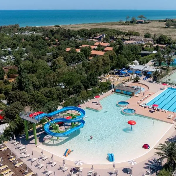 Club del Sole La Risacca Family Collection, hotel v destinaci Porto SantʼElpidio