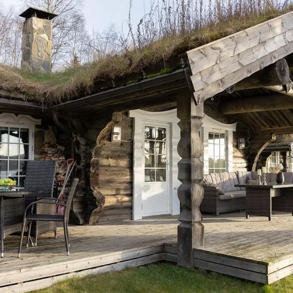 Big rental house in Gautestad, hotel v destinaci Åvesland