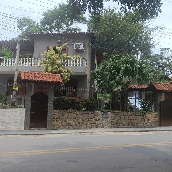 Estúdio Aconchegante no centro de Miguel Pereira, hotel in Miguel Pereira
