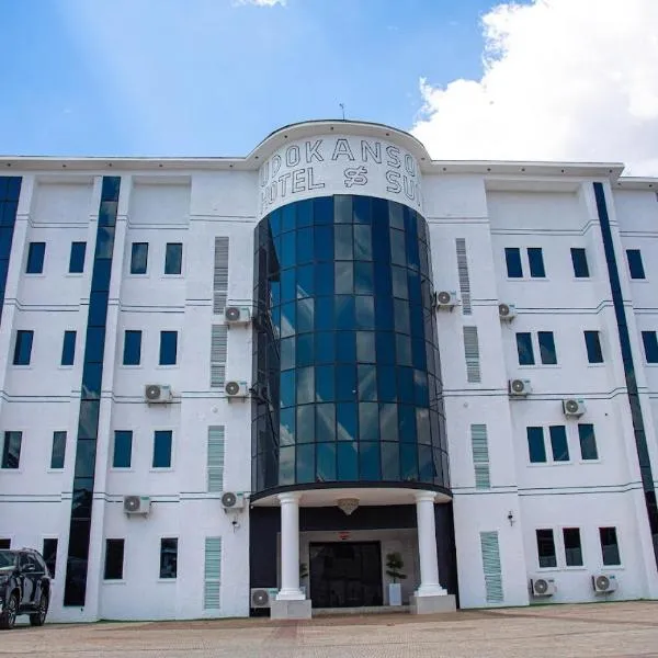 Udokanson Hotel And Suites，Agbor的飯店