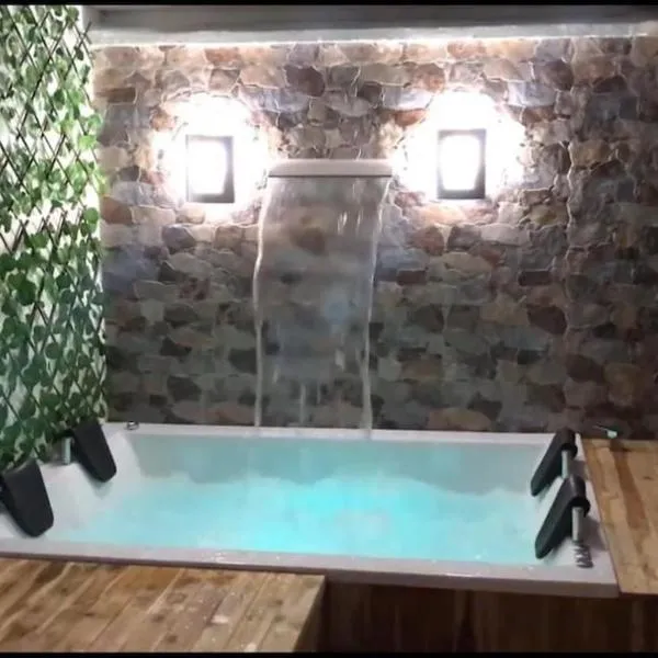 Casa Espectacular con Jacuzzi Privado, ξενοδοχείο σε Βιλιαβισένσιο