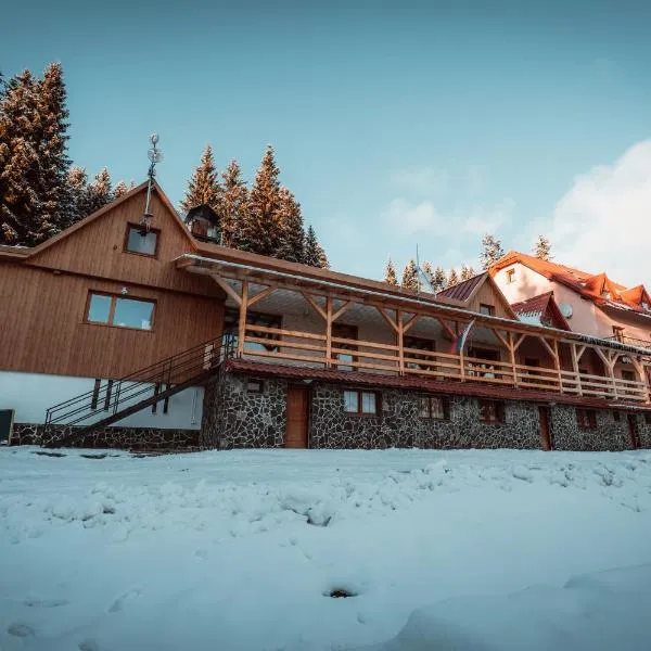 Chata Kubínska hoľa, khách sạn ở Dolný Kubín