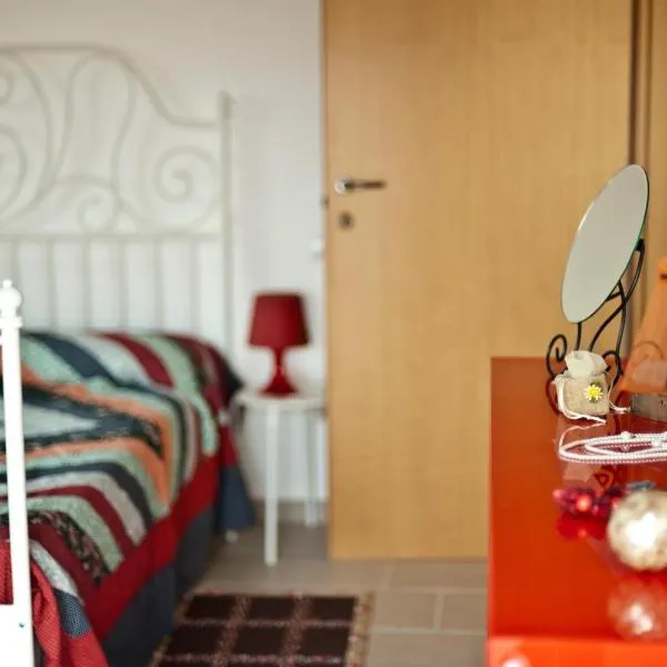 민투르노에 위치한 호텔 Cherry House