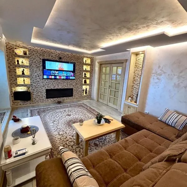 Ankh of Luxuria، فندق في بلويستي