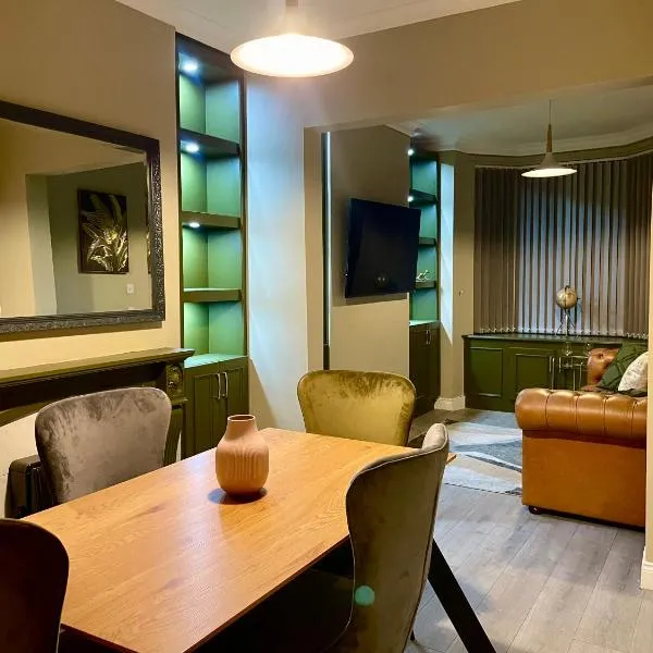 Eachtra House-minutes from city, Hotel in Belfast