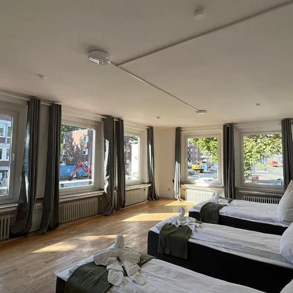 Private Rooms at Heumarkt, Cologne Center, hotel v Kolíně
