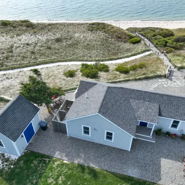 Ocean Views Steps to Private Beach A C, hotel in Truro