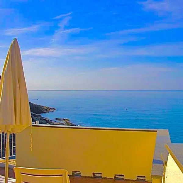 Families or Groups 3 Terrazzi Apartment on Sea w Ac, hotel v destinaci Vernazza