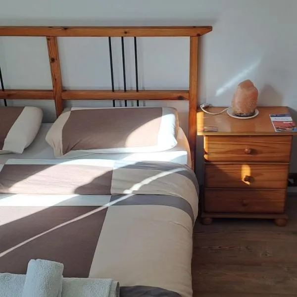 Habitaciones Climatizadas Isla Chica, hotel v destinácii Huelva