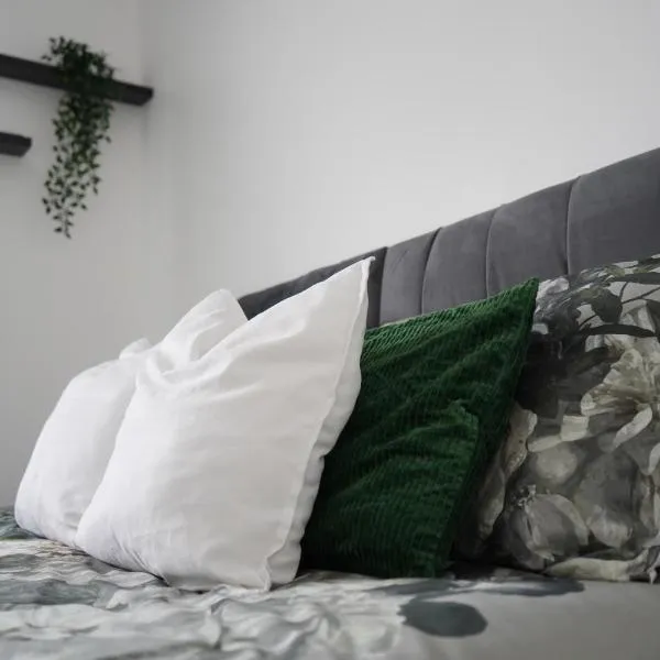 Excellency Stays , Contractors ,families , Comfort Home , Free Parking ,, hotel in Kent