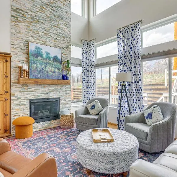 Furnished Deck, Mountain View Castle Rock Home!, hotel in Castle Rock