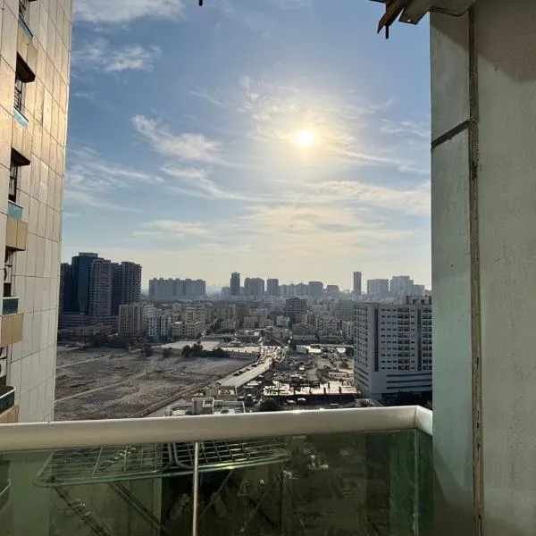 Cozy Studio In Orient Towers Ajman, hotel di Ajman