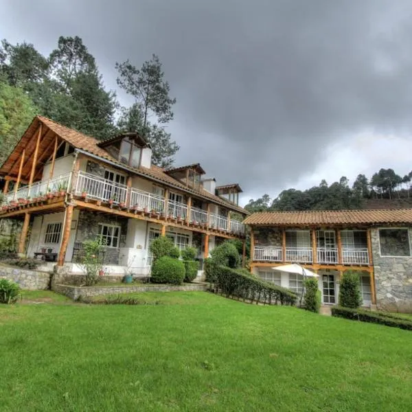 Hotel Boutique Frutos del bosque by Rotamundos, hotel a Jicolapa