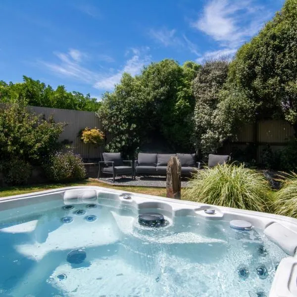 Close to Beach, Spacious, Outdoor Living - KK00379, hotel in Kaikoura