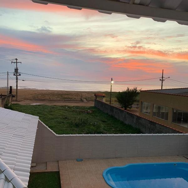Casa com piscina em condomínio e pé na areia Unamar Cabo Frio - Foto 4