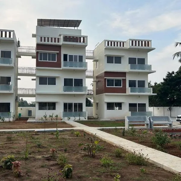 Thavika Gold Mountain Wellness Resort, hotel v destinaci Tiruvannamalai