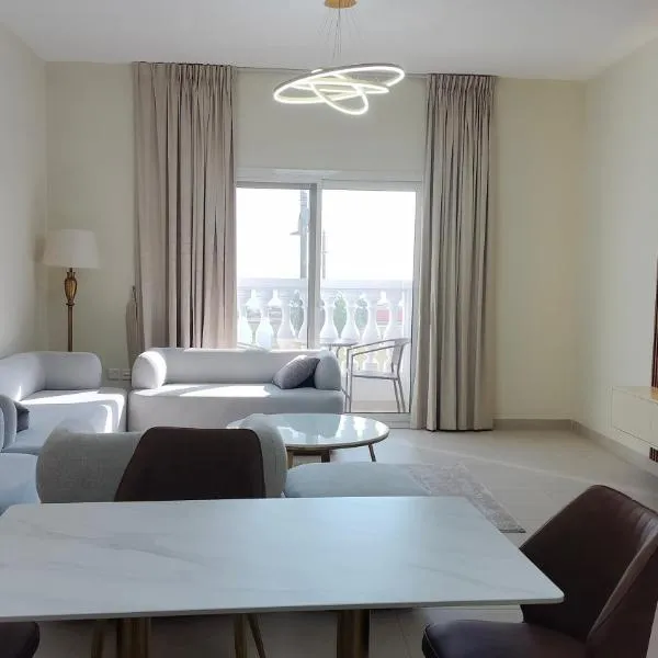 East Coast Vacation Homes, hotel in Kalbā