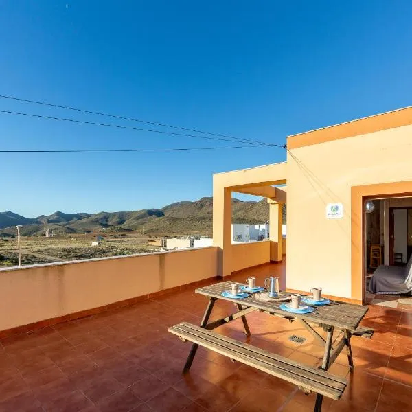 Las Cuatro Lunas, hotel v destinaci Níjar