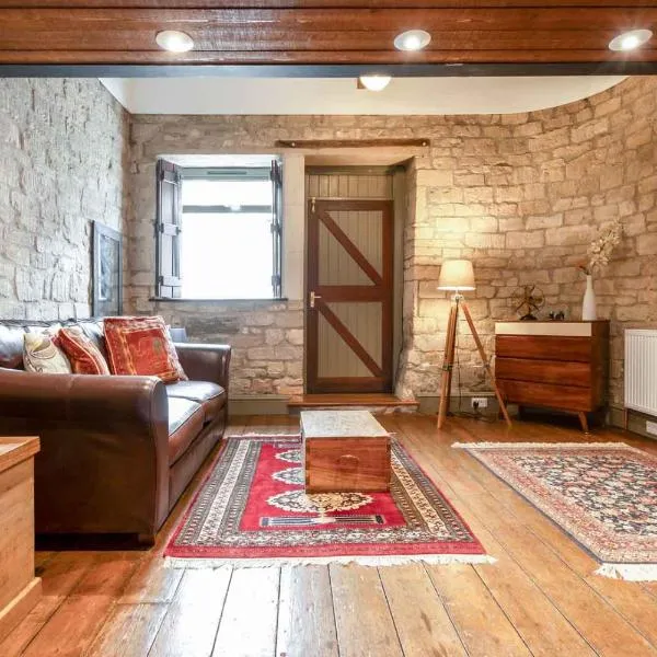 Cosy cottage with private parking, near Bath, hotel in Bradford on Avon