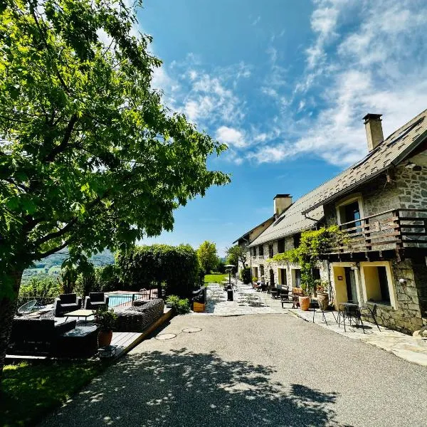 Chambre d'Hôtes La Grange des Ecrins, hotel din Chabottes