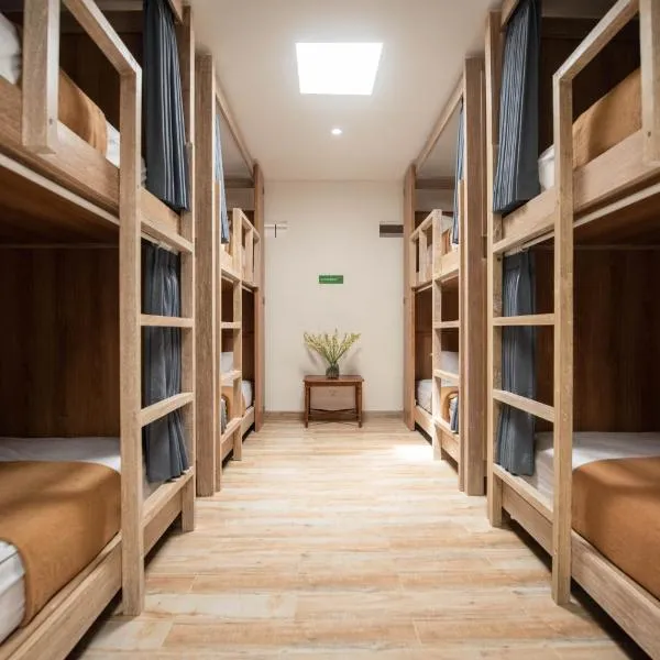 Pepitu Dormitory By Sandat, hotel v Kutě