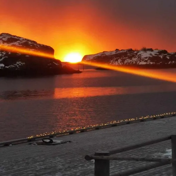 Kaikanten Rorbuer, hotel v destinaci Sennesvik