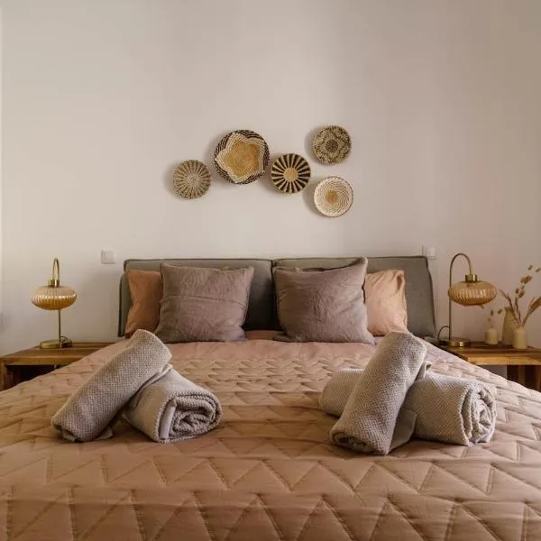 Apartamento Colibri Cozy One Bedroom Apartment, hotel en Aljezur