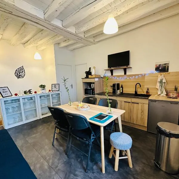 Logement neuf moderne équipé, hotel v destinaci La Ferté-Saint-Cyr
