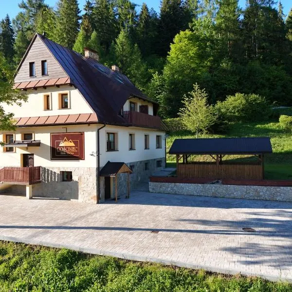 Gościniec Stara Szkoła, hotel em Hałuszowa