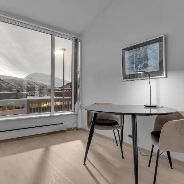 Modern loft apartment in Tromsø City Center, hotel u gradu 'Tromsø'