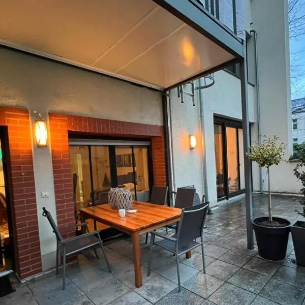 Terassen Whg 68 qm bis 6 pers, hotel v destinaci Wiesbaden