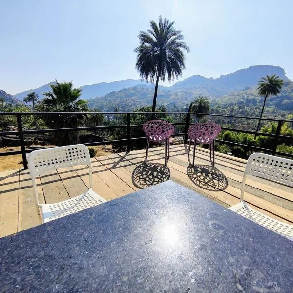 2BHK Cliff Side Villa, hotel v destinaci Mount Ábú