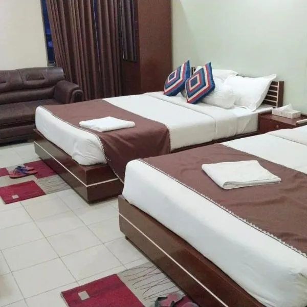 Rich Mart Rest House, hotel v Barisālu
