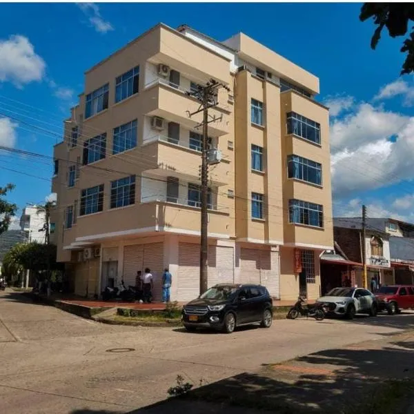 Hotel Santa fe park, hotel in Yopal
