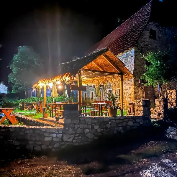 Guesthouse Kujtimi, hotel v mestu Theth