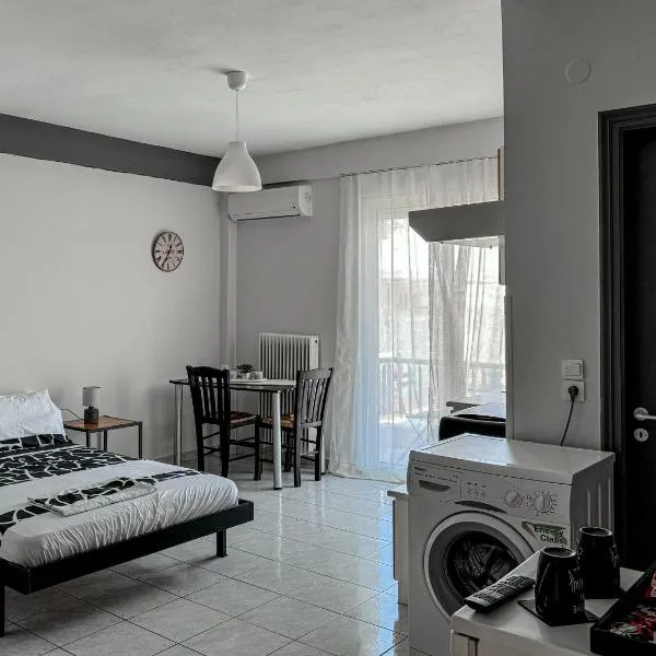 Martheo Studios 2, hotel in Mytilene
