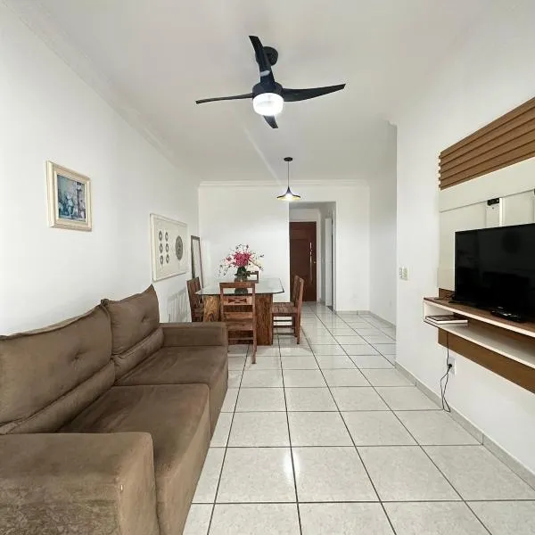 Apartment by the Beach, hotel v destinaci Guarapari