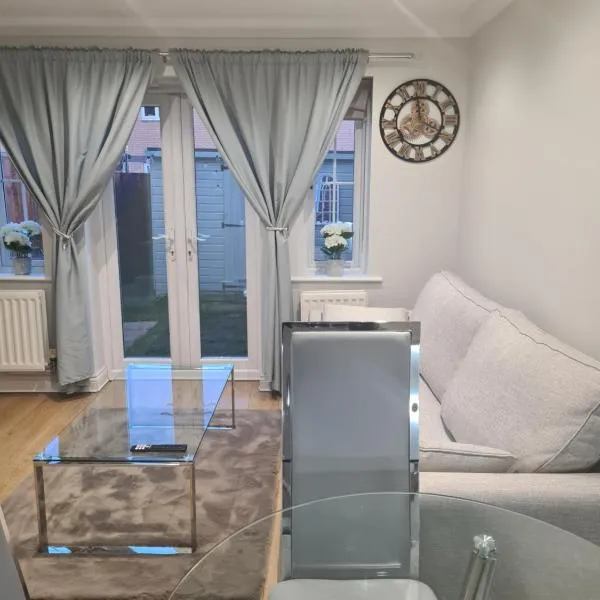 Entire Two bedroom Rays Lodge, hotel in Middlesbrough