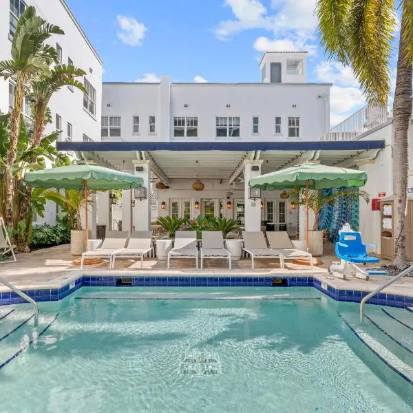 Aloha Fridays, hotel v Miami Beach