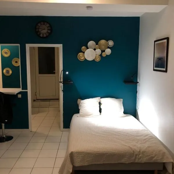 Confortable studio, hôtel à Loudun