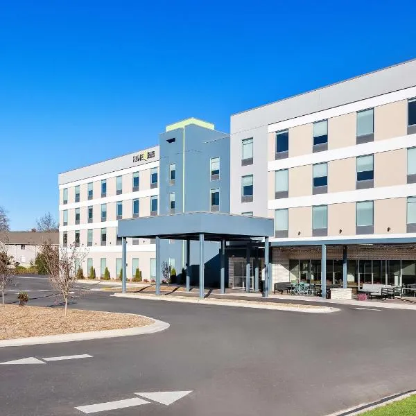 Home2 Suites By Hilton Hendersonville, hotel in Hendersonville