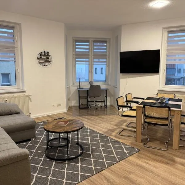 Gemütliche Wohnung direkt am Bahnhof perfekte Lage, hotel in Bitterfeld