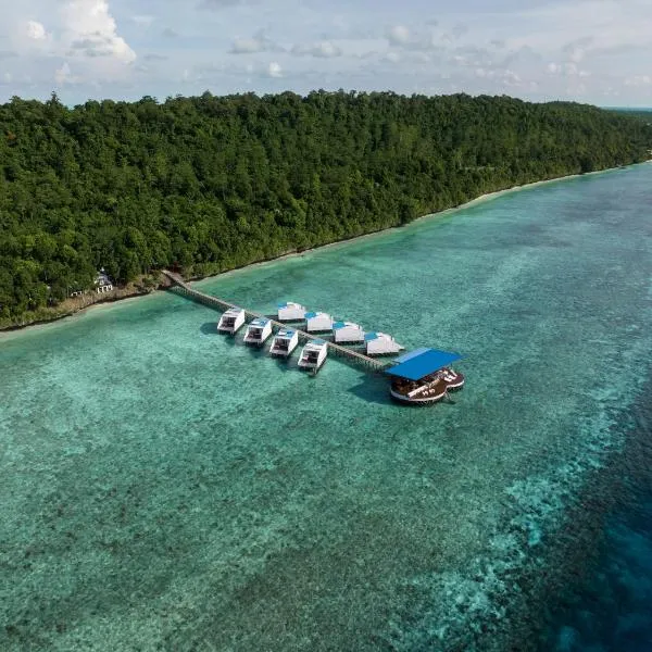Arasatu Villas & Sanctuary, hotel v destinaci Maratua Atoll
