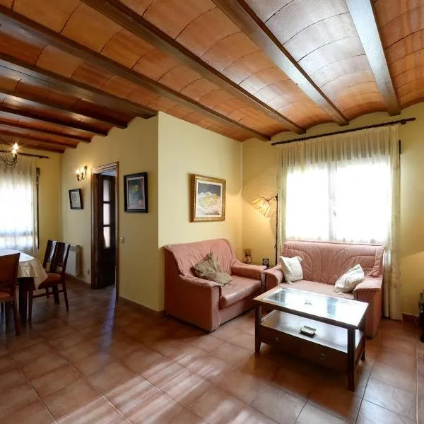 Casa Rural Las Tejas - Ideal para Familias y Grupos, hotel v destinaci Bayubas de Abajo