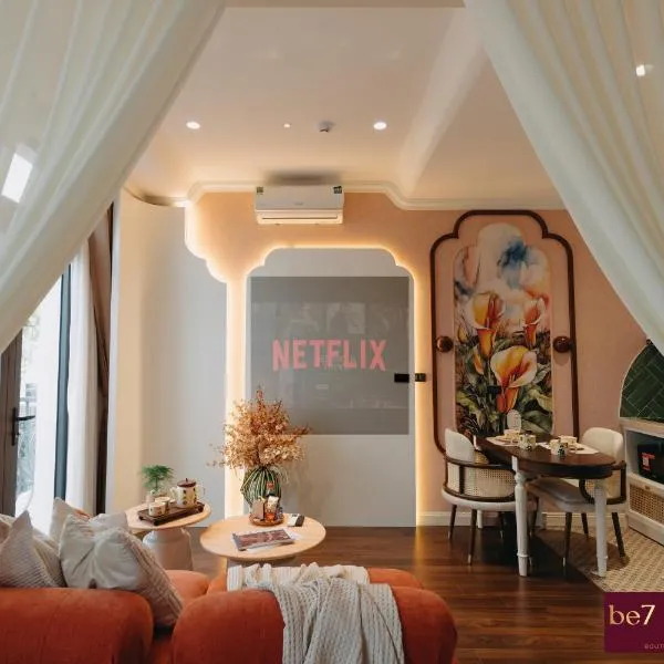 High Ser-Apt -Warmly & Spacious- Peaceful- Bathtub- Greenview- Nearly bus stop- 30mins by car to HanoiOldQuater - Vinhomes OceanPark, hotel v Hanoji