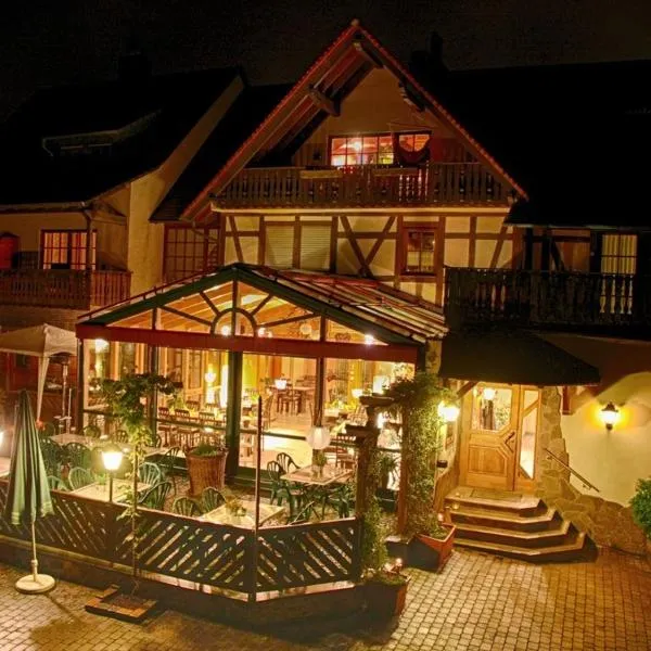 Inn Landgasthof "Zur Gemütlichkeit", hotel v destinaci Mömbris