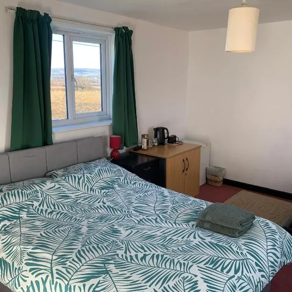 1 Bedroom annex, private bathroom, peaceful area, hotel v destinaci Claypits