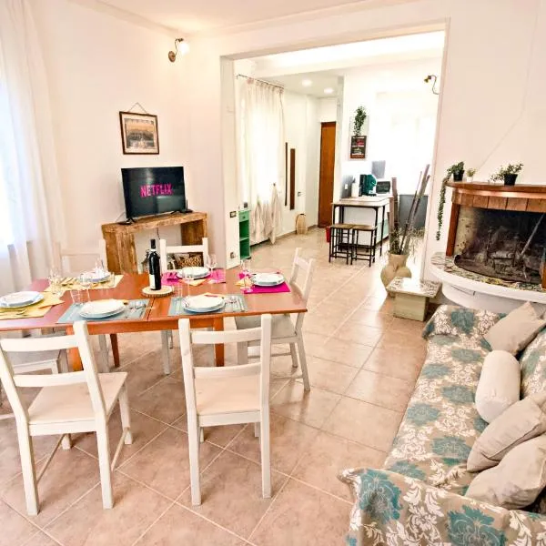 Centro Città, Elegante Rifugio a Chieti, hotel in Chieti