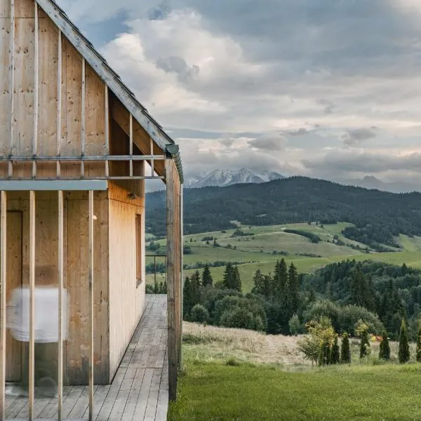 Viesnīca HONAY HOUSE with a stunning view of MOUNTAINS pilsētā Dursztyn
