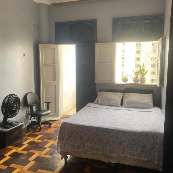 Quartos confortáveis em apartamento prox pç da República - Foto 2